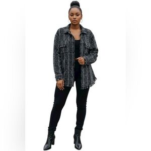 NEW Venus Elegant Chic Black and White Tweed Plaid Shacket Frayed Hem Size 8